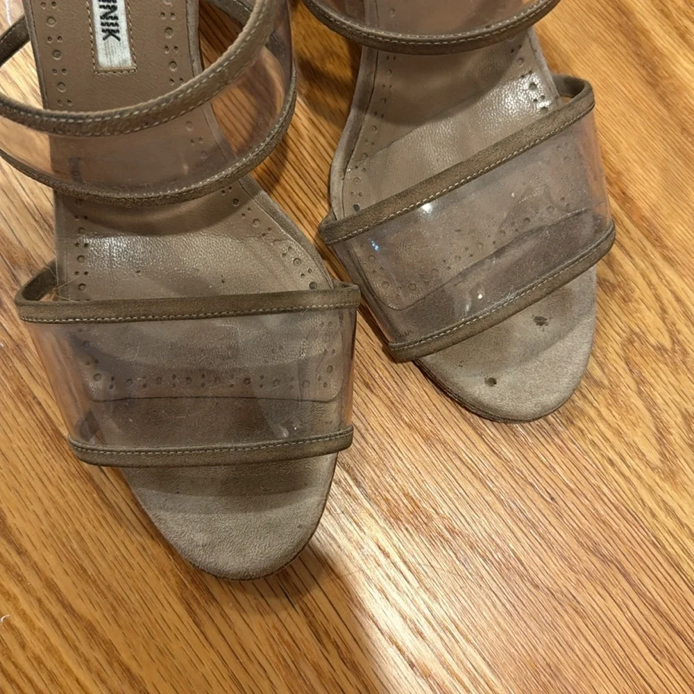 Manolo Blahnik suede and plastic heels - Picture 4 of 6